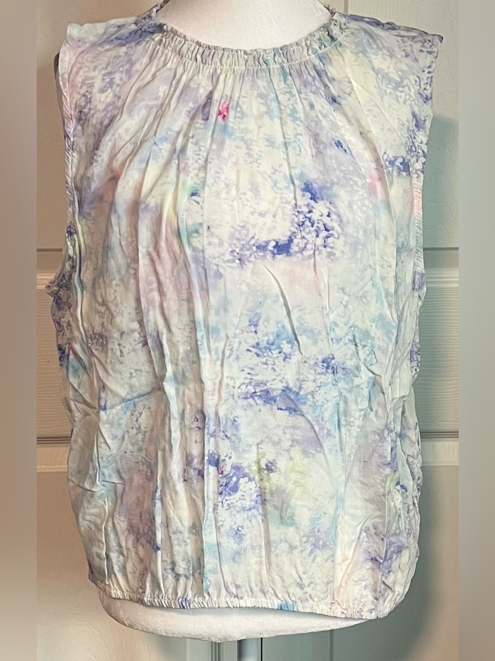 Dex Pastel Watercolor Sleeveless Blouse in Blue, Pink & Purple